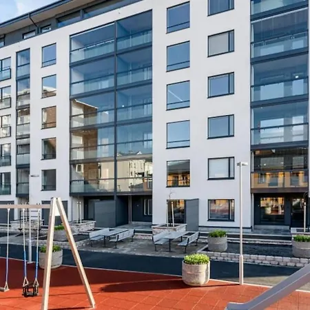 Modern 1 Bedroom With A Patio Turku
