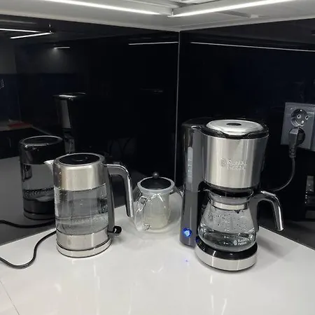 Apartament Modern 1 Bedroom With A Patio *